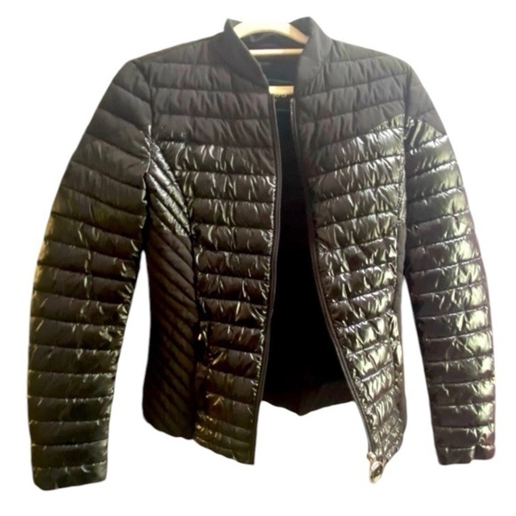 GUESS brand
Women's SHINY *Vera* Puffer Jacket Black Sz Small technical - Picture 4 of 11